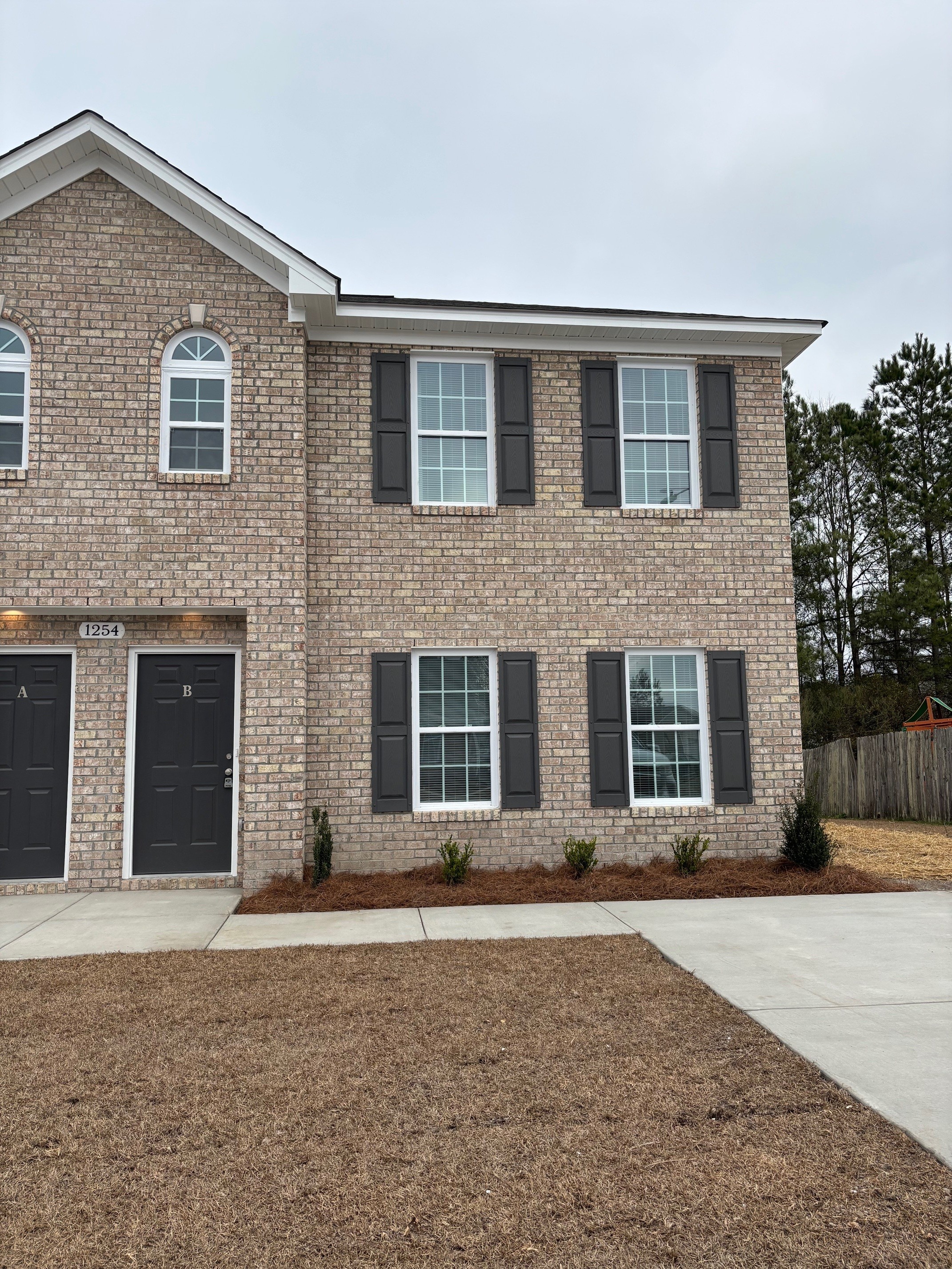 1252 Masters Lane B - B